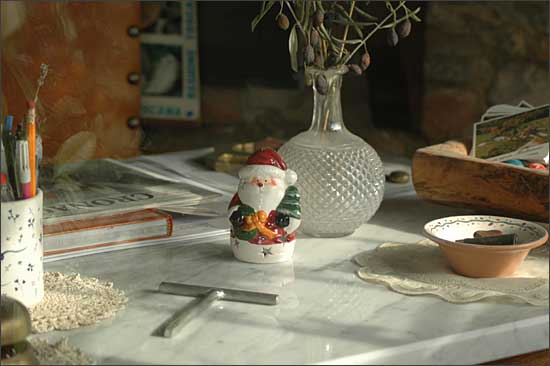 Remnant of Christmas, San Donato in Poggia, Tuscany, February 14th, 2005